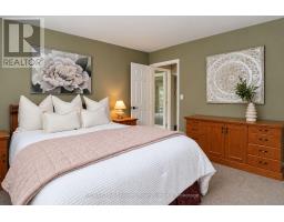 Bedroom 2 - 12 Lavender Hill Road, Clearview, ON L0M1G0 Photo 7