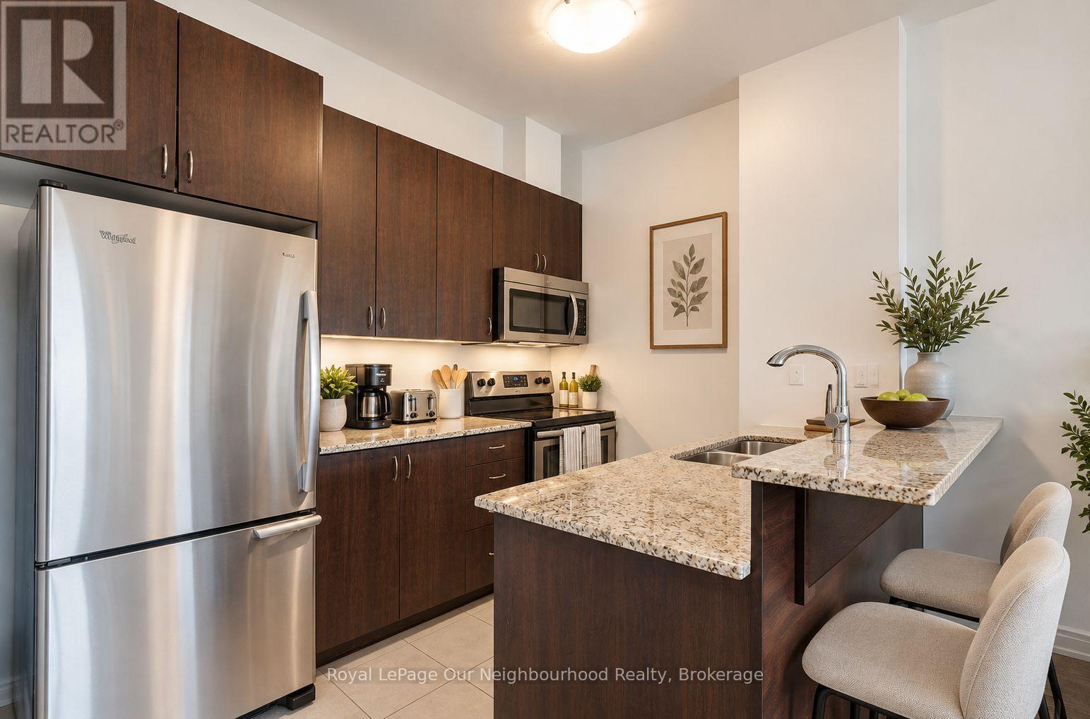205 - 1 SIDNEY LANE, Clarington (Bowmanville) — photo 5