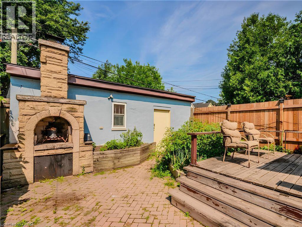 31 KINRADE Avenue, Hamilton — photo 3