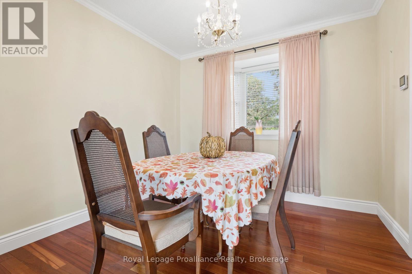 28 SHONIKER AVENUE - Image 15