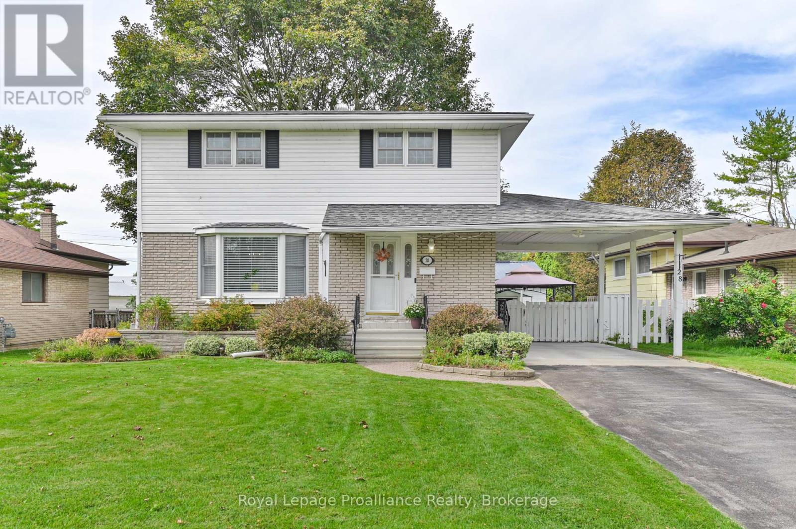 28 SHONIKER AVENUE - 2