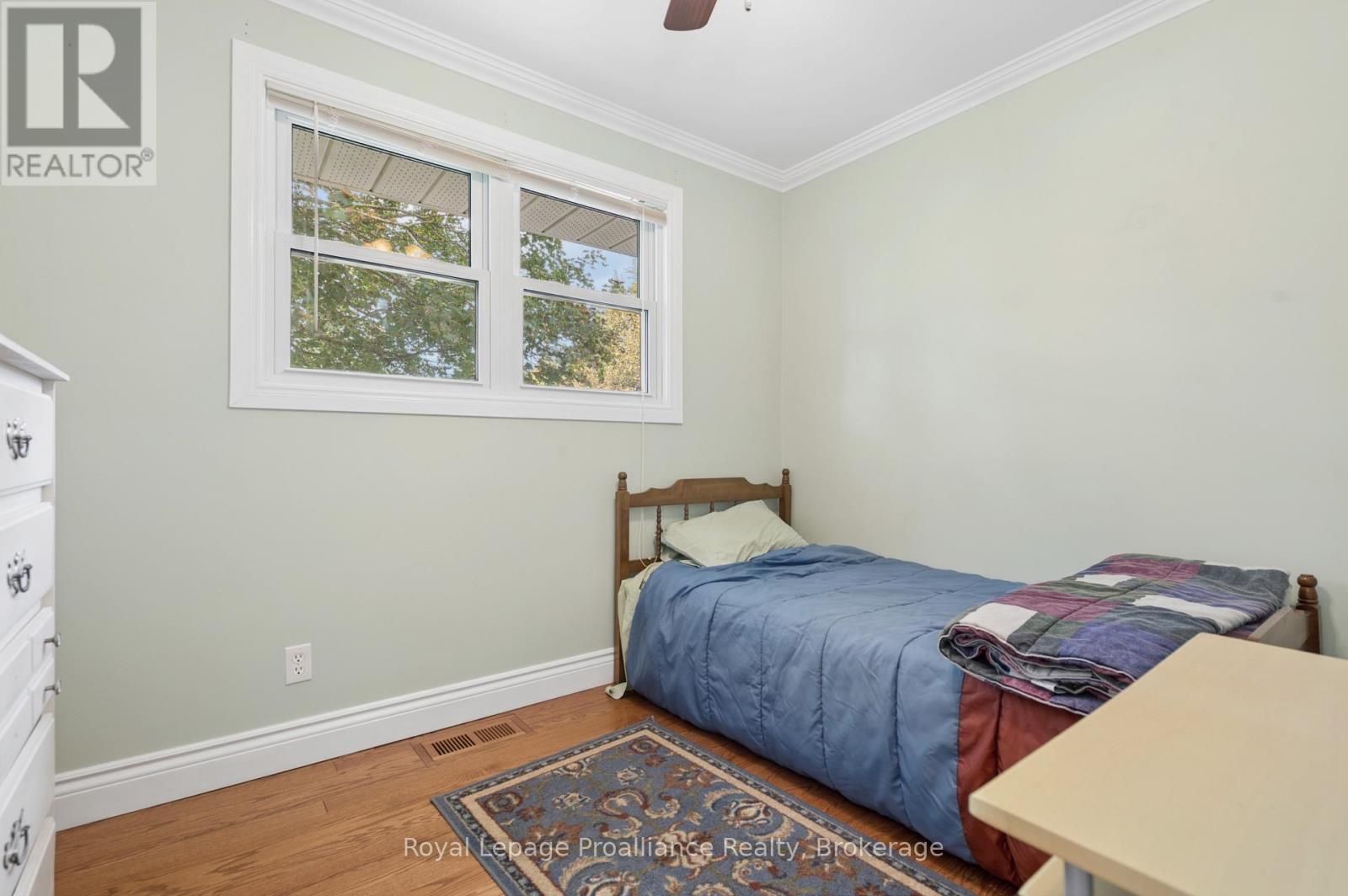 28 SHONIKER AVENUE - Image 22