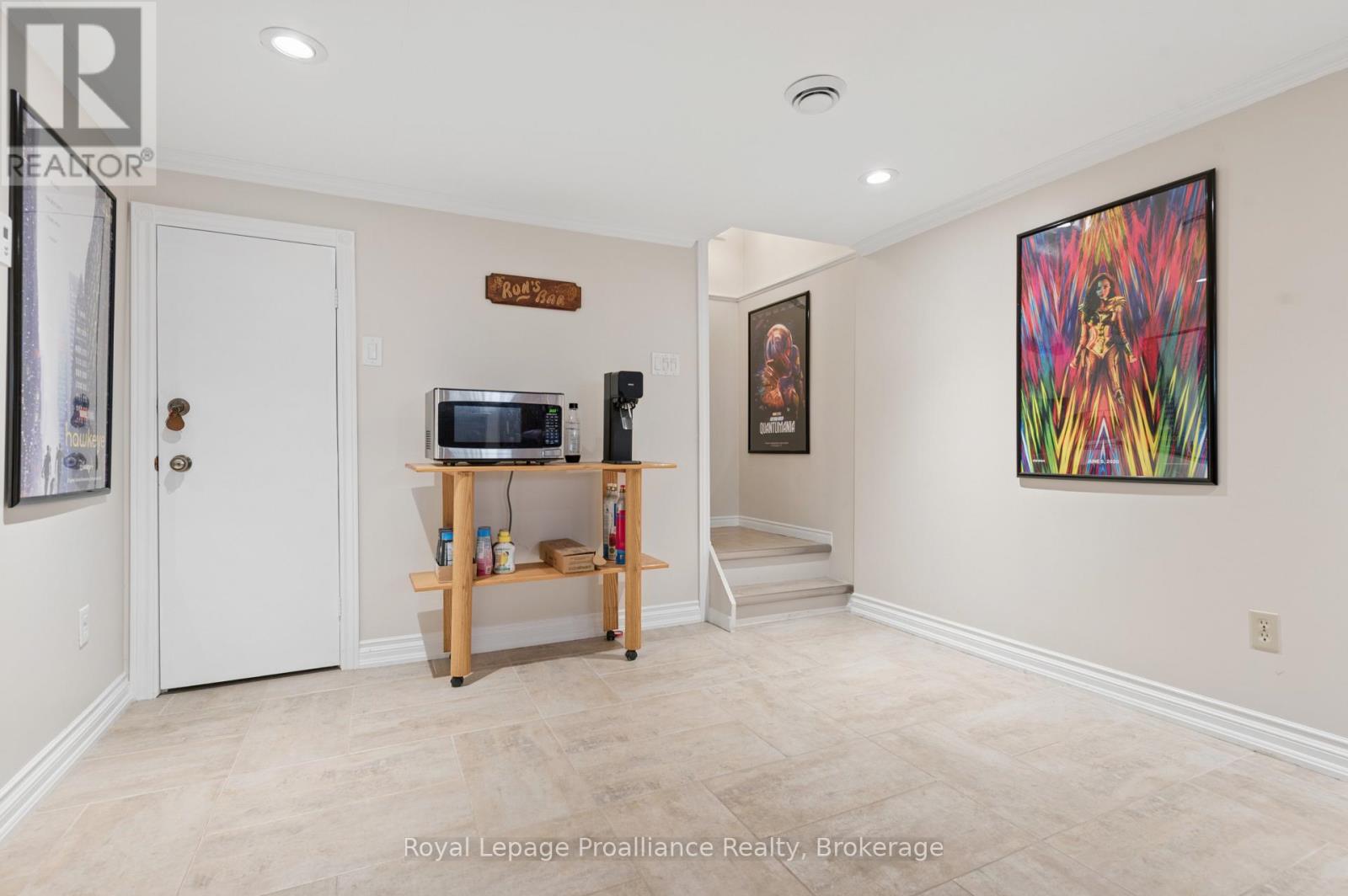 28 SHONIKER AVENUE - 27