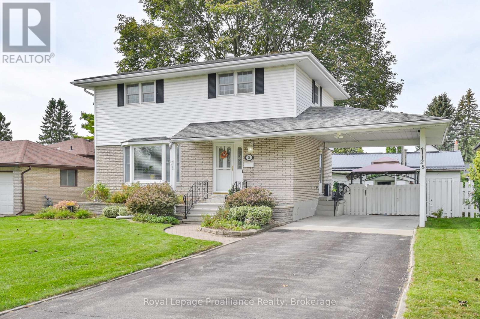 28 SHONIKER AVENUE, Quinte West (Trenton Ward) — photo 4