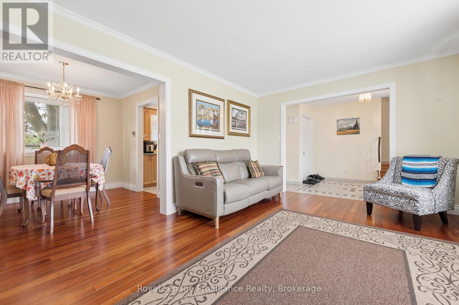 28 SHONIKER AVENUE, Quinte West (Trenton Ward) — photo 9