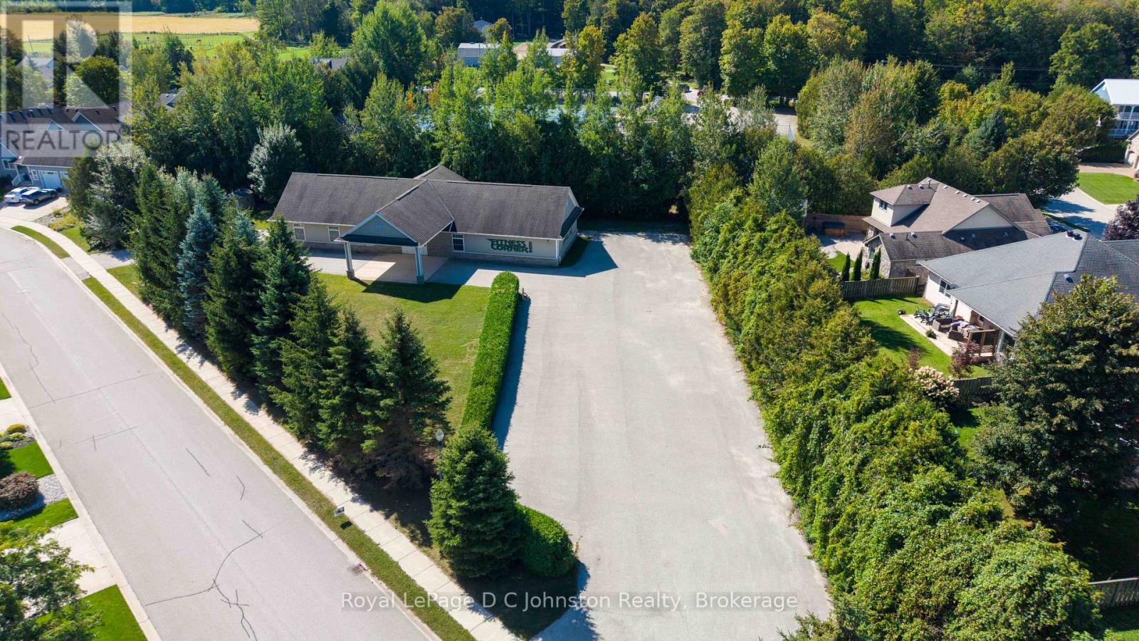497 MEADOW LANE, Saugeen Shores — photo 2