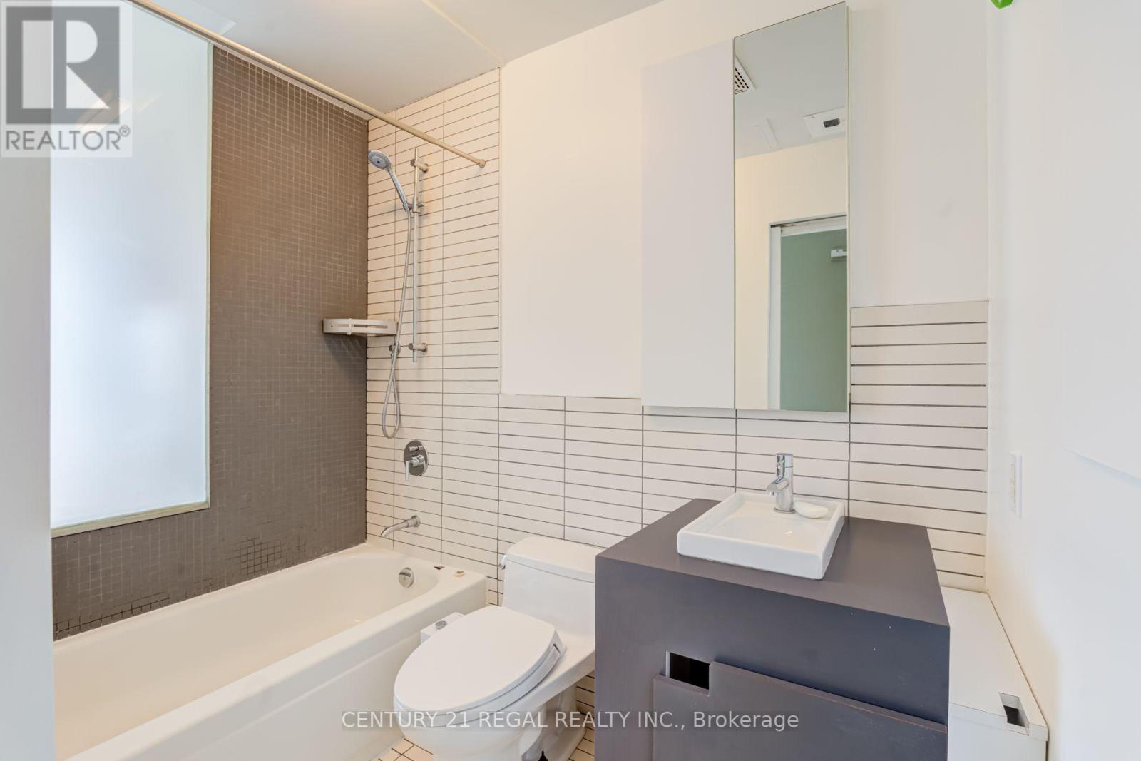 306 - 301 MARKHAM STREET, Toronto (Palmerston-Little Italy) — photo 11
