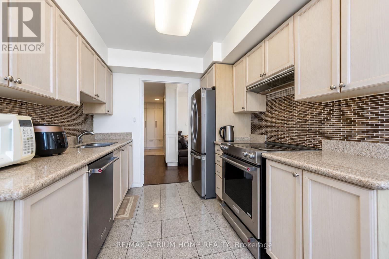 2208 - 28 EMPRESS AVENUE, Toronto (Willowdale East) — photo 11
