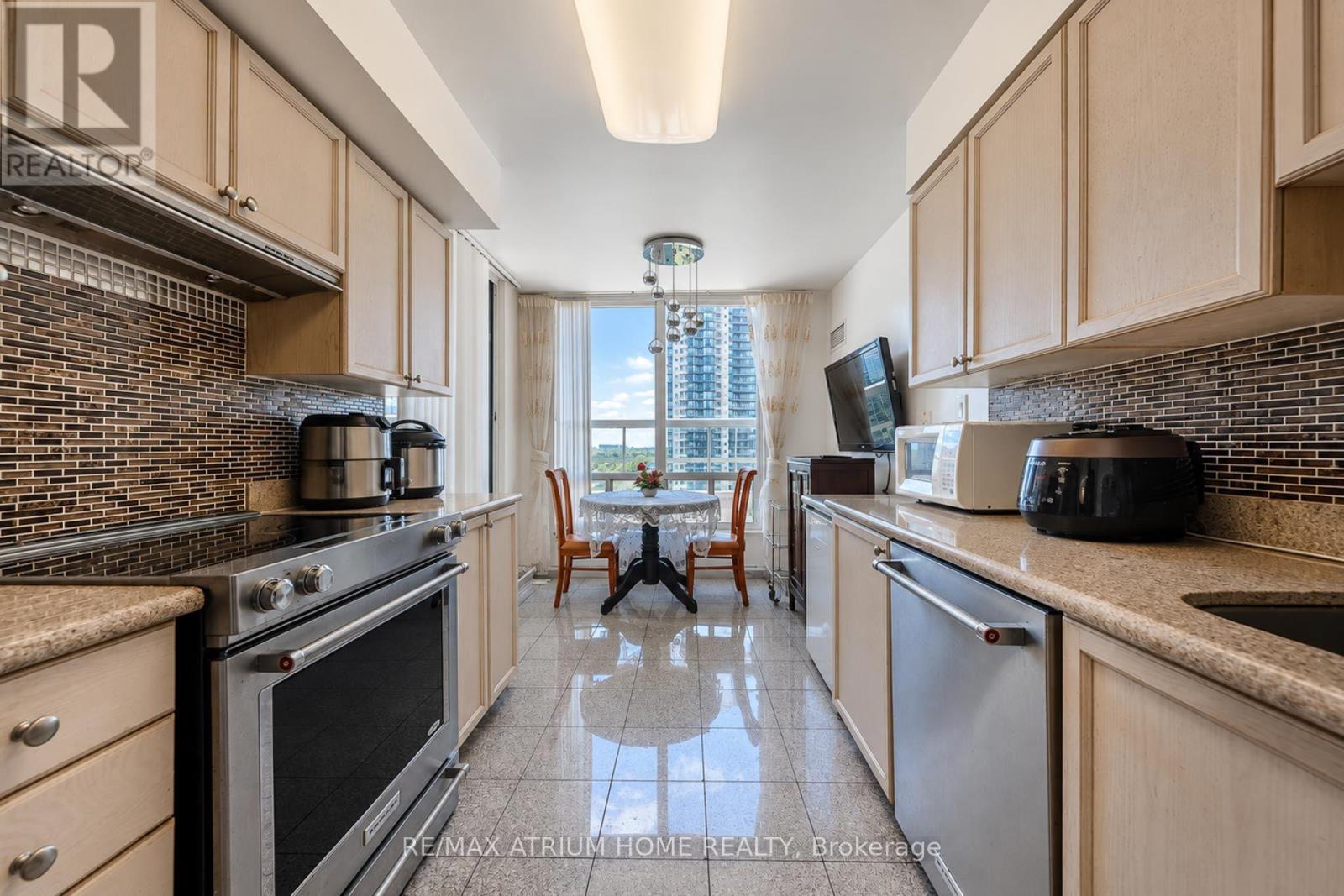 2208 - 28 EMPRESS AVENUE, Toronto (Willowdale East) — photo 8
