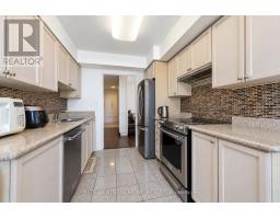 2208 - 28 Empress Avenue, Toronto, ON M2N6Z7 Photo 11