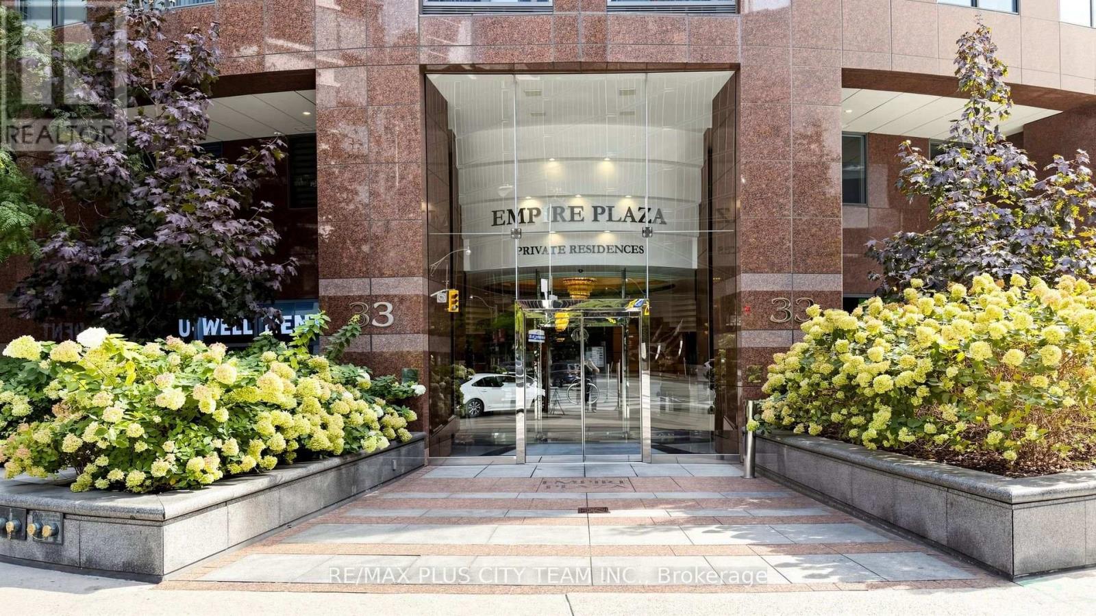 2506 - 33 UNIVERSITY AVENUE, Toronto (Bay Street Corridor) — photo 2