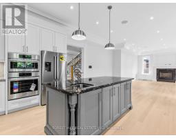 Primary Bedroom - 1b Carluke Crescent, Toronto, ON M2L2H7 Photo 13