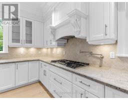 Bedroom 2 - 1b Carluke Crescent, Toronto, ON M2L2H7 Photo 14