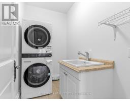 1b Carluke Crescent, Toronto, ON M2L2H7 Photo 29
