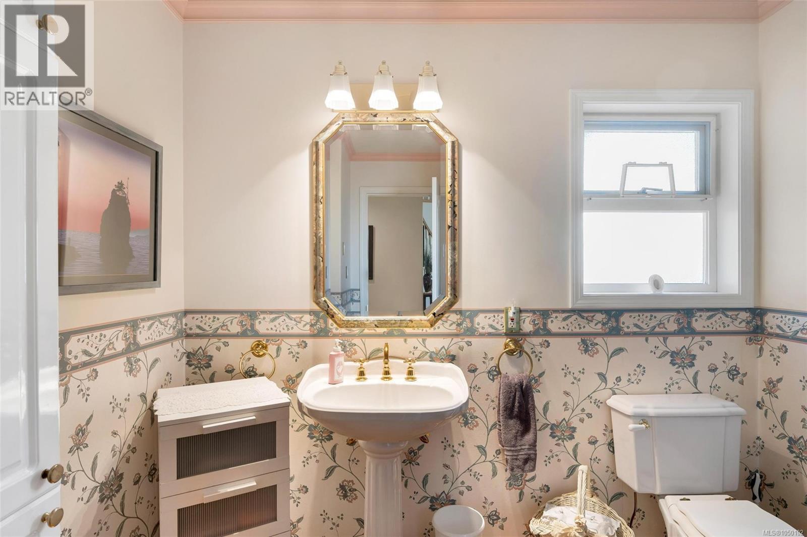 887 Kentwood Lane - 29
