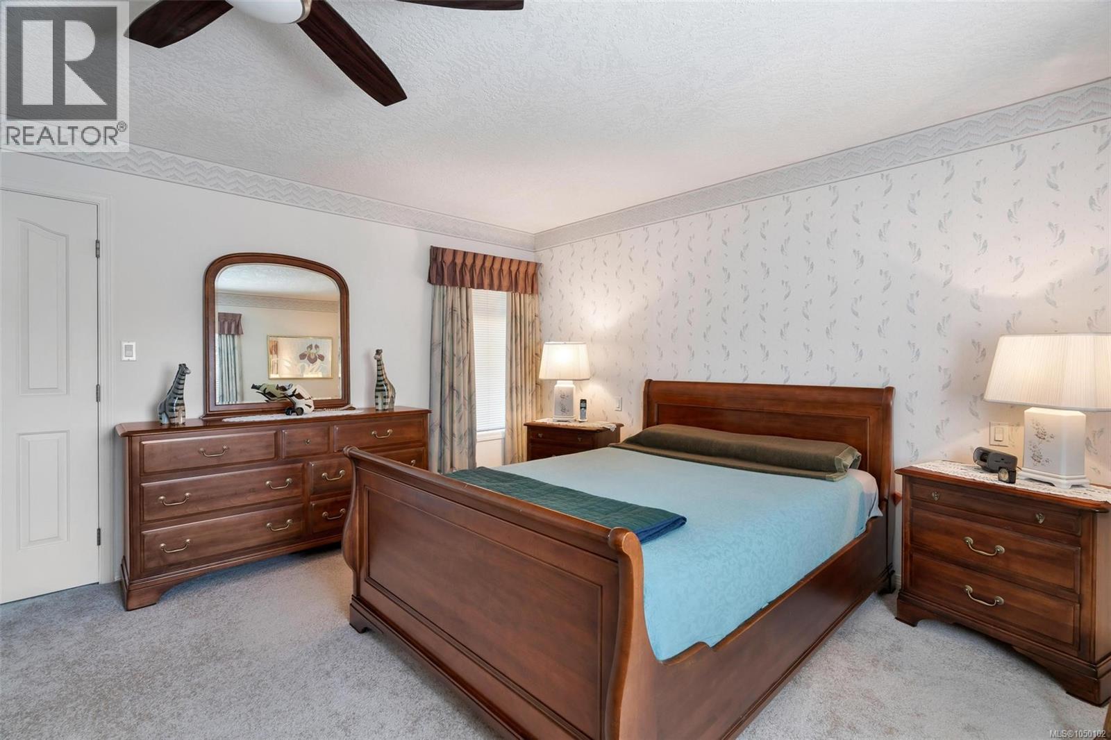  887 Kentwood Lane, Saanich