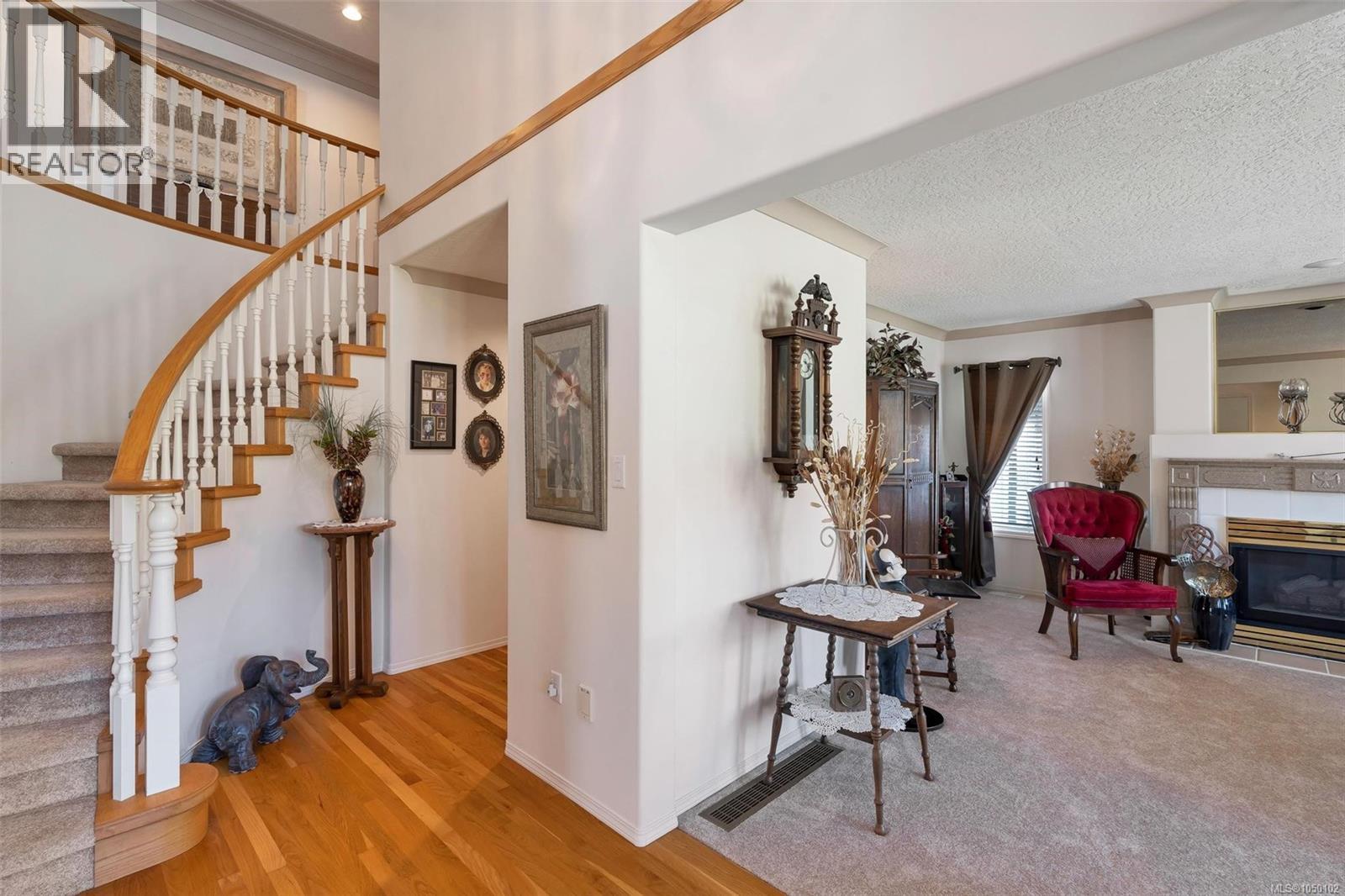 887 Kentwood Lane - 6
