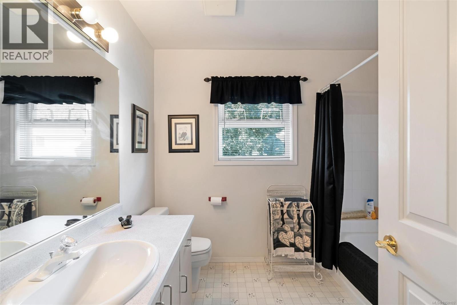 887 Kentwood Lane - 41