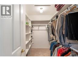 887 Kentwood Lane, Saanich, BC V8Y3C6 Photo 39