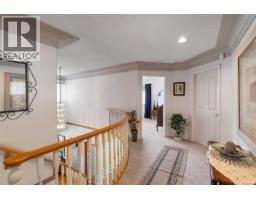 887 Kentwood Lane, Saanich, BC V8Y3C6 Photo 33