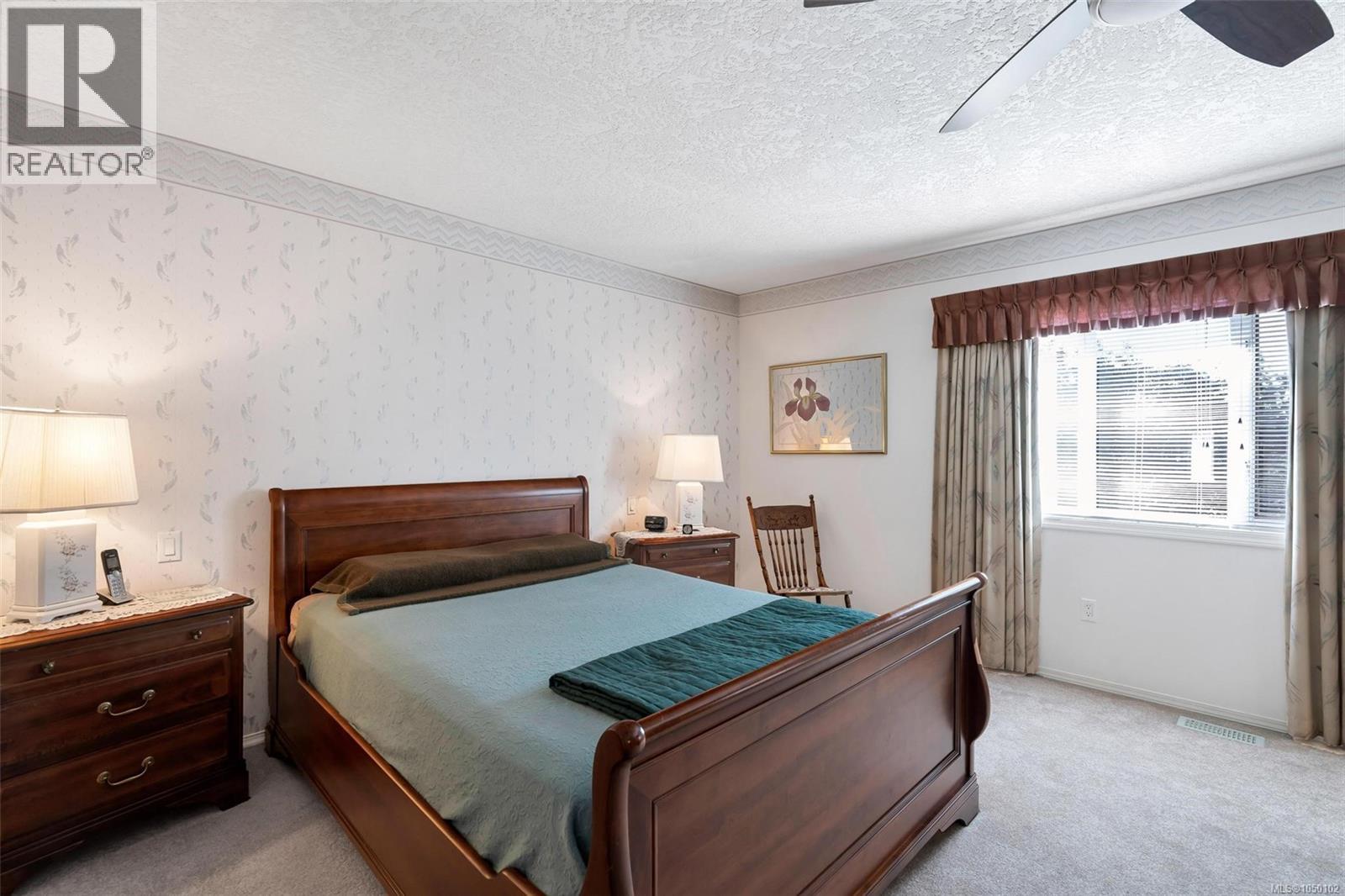 887 Kentwood Lane - 34