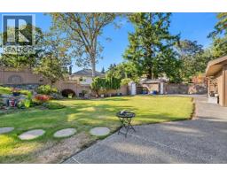 887 Kentwood Lane, Saanich, BC V8Y3C6 Photo 48
