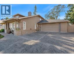 887 Kentwood Lane, Saanich, BC V8Y3C6 Photo 54
