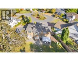 887 Kentwood Lane, Saanich, BC V8Y3C6 Photo 58