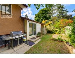 11 Redwood Road, Brantford, ON N3R3M2 Photo 19