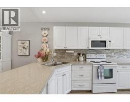 Kitchen - 1750 Pacific Way Unit# 6, Kamloops, BC V2E2K8 Photo 7