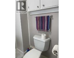 429 10 Street Ne, Calgary, AB T2E4M2 Photo 16