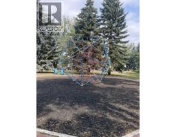 429 10 Street Ne, Calgary, AB T2E4M2 Photo 33
