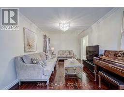 Bedroom - 39 Millcroft Way, Vaughan, ON L4J6P2 Photo 13