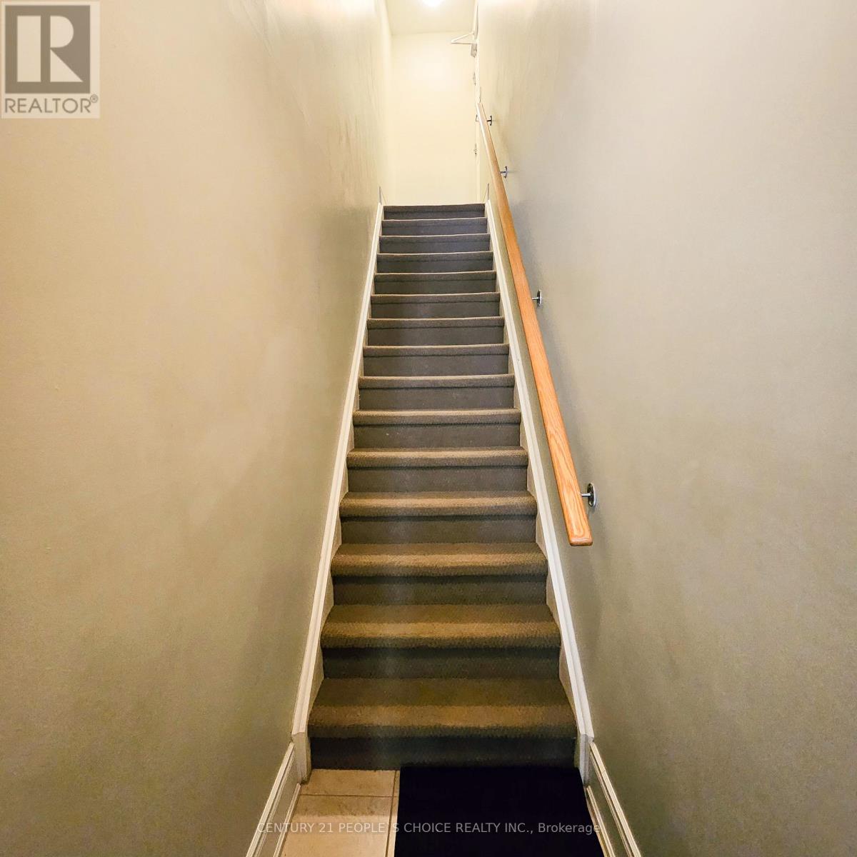 28-04 - 2420 BARONWOOD DRIVE, Oakville (WM Westmount) — photo 2