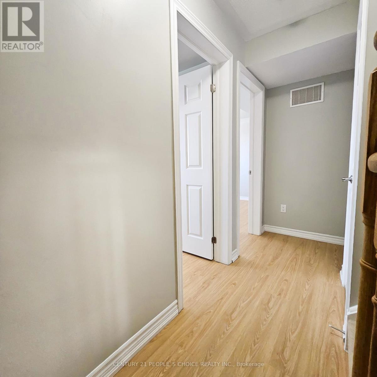 28-04 - 2420 BARONWOOD DRIVE, Oakville (WM Westmount) — photo 9