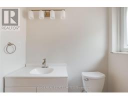 22 Ridgemount Road, Toronto, ON M9P1C5 Photo 14