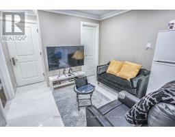 83 Floral Parkway, Toronto, ON M6L2C3 Photo 28