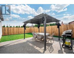 83 Floral Parkway, Toronto, ON M6L2C3 Photo 37