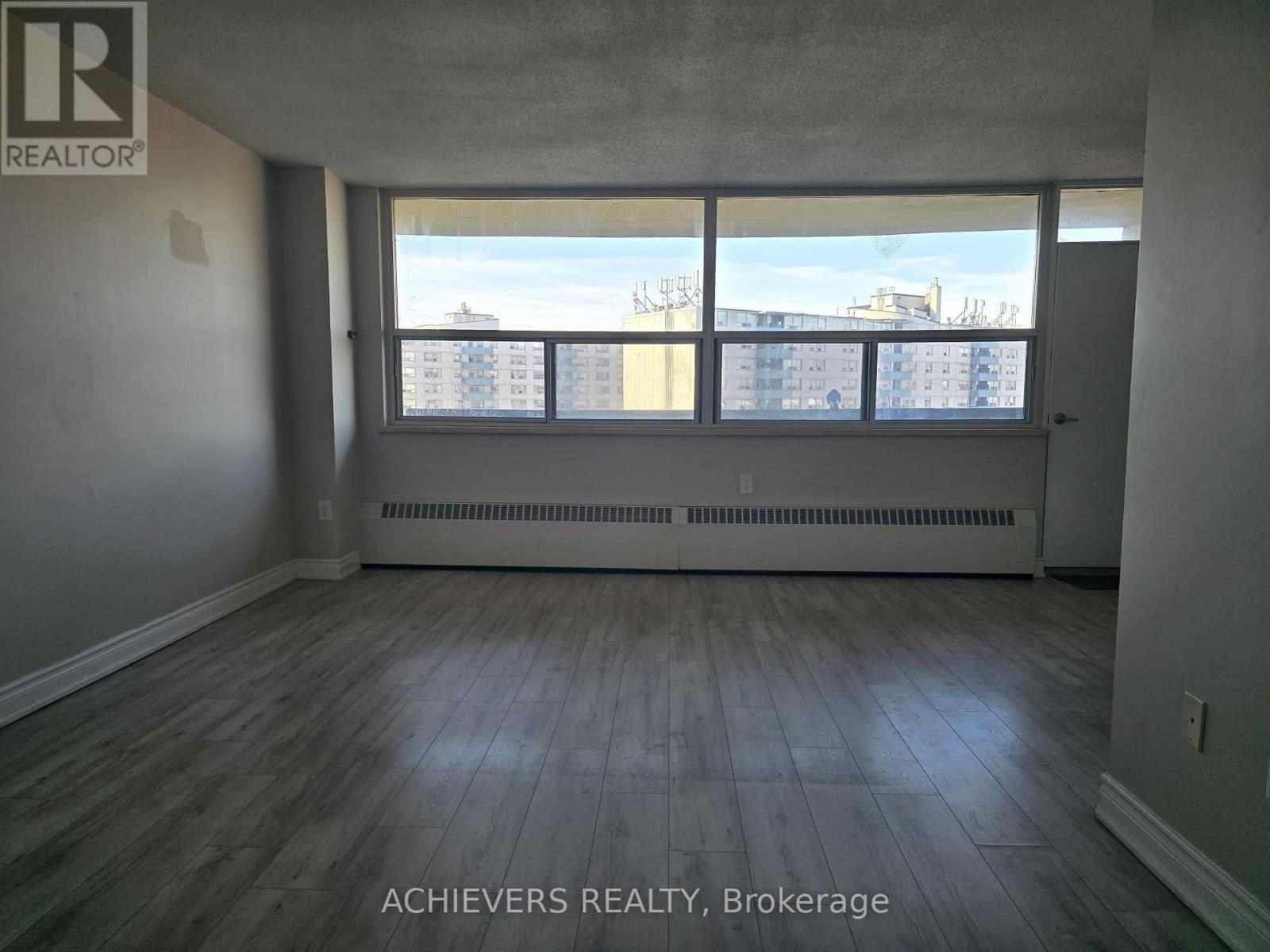 #1004 1455 LAWRENCE AVENUE W - 7