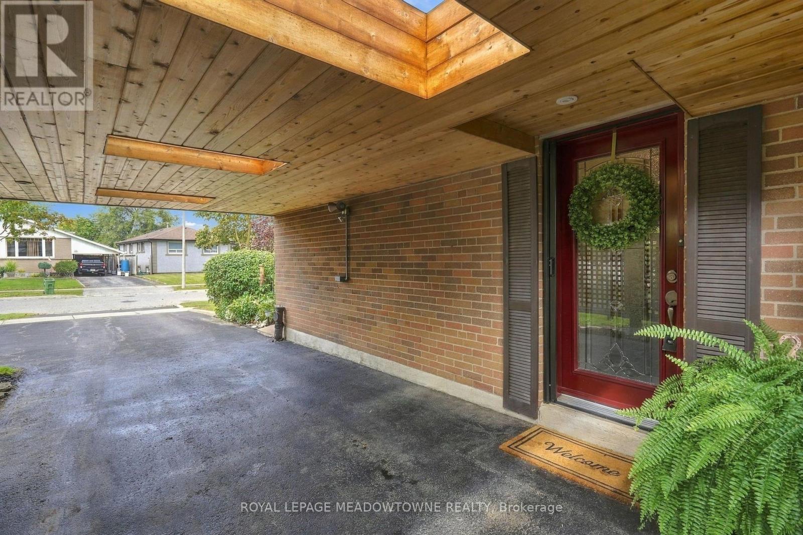 100 LEXINGTON AVENUE, Toronto (West Humber-Clairville) — photo 5