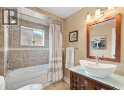 100 Lexington Avenue, Toronto, ON M9V2G8 Photo 19