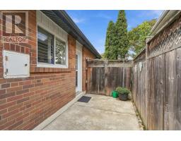 100 Lexington Avenue, Toronto, ON M9V2G8 Photo 38