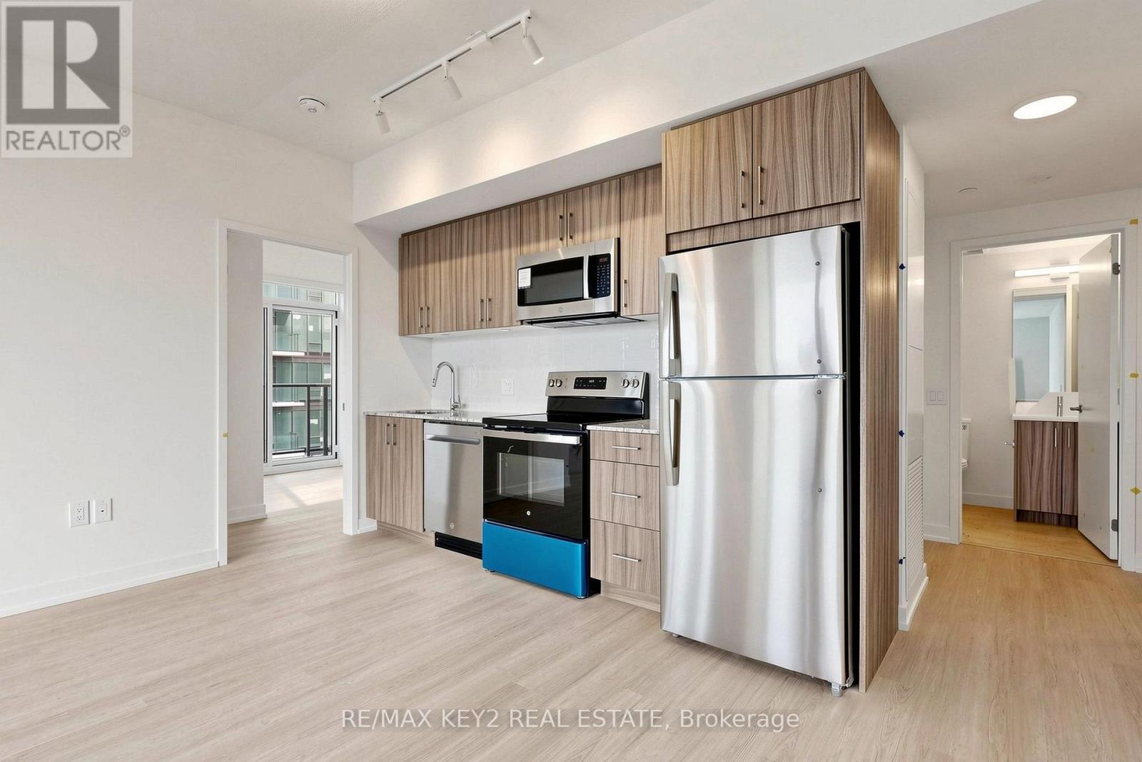2104 - 4010 EGLINTON AVENUE W, Toronto (Humber Heights) — photo 8