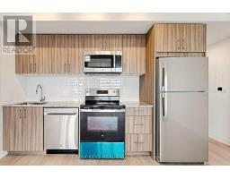 2104 - 4010 Eglinton Avenue W, Toronto, ON M9A0G5 Photo 7