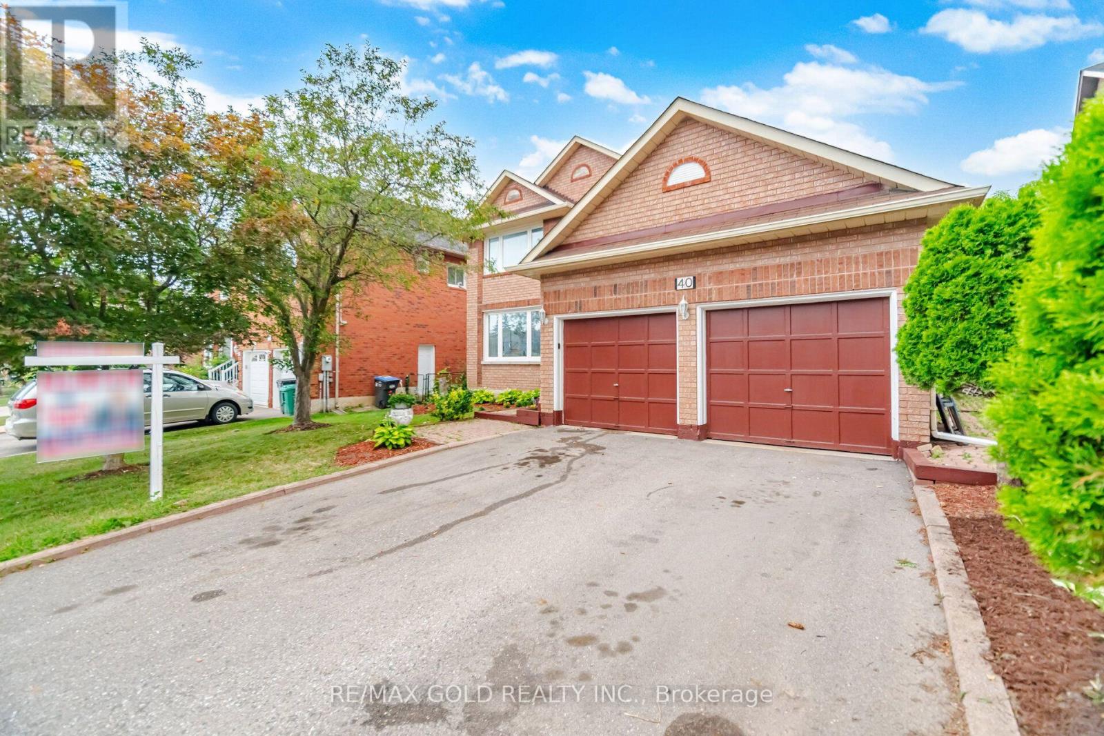 40 KENPARK AVENUE, Brampton (Snelgrove) — photo 2