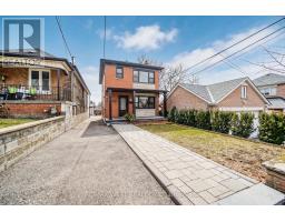 Laundry room - 11 Helen Avenue, Toronto, ON M6N2B4 Photo 10