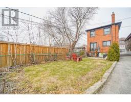 Kitchen - 11 Helen Avenue, Toronto, ON M6N2B4 Photo 9
