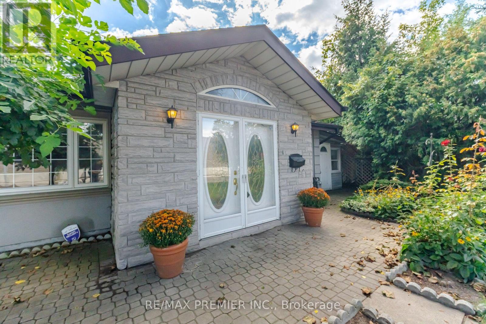 1474 SOUTH SERVICE ROAD, Mississauga (Mineola) — photo 2