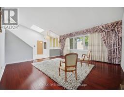 Bedroom 2 - 1474 South Service Road, Mississauga, ON L5E1V6 Photo 6
