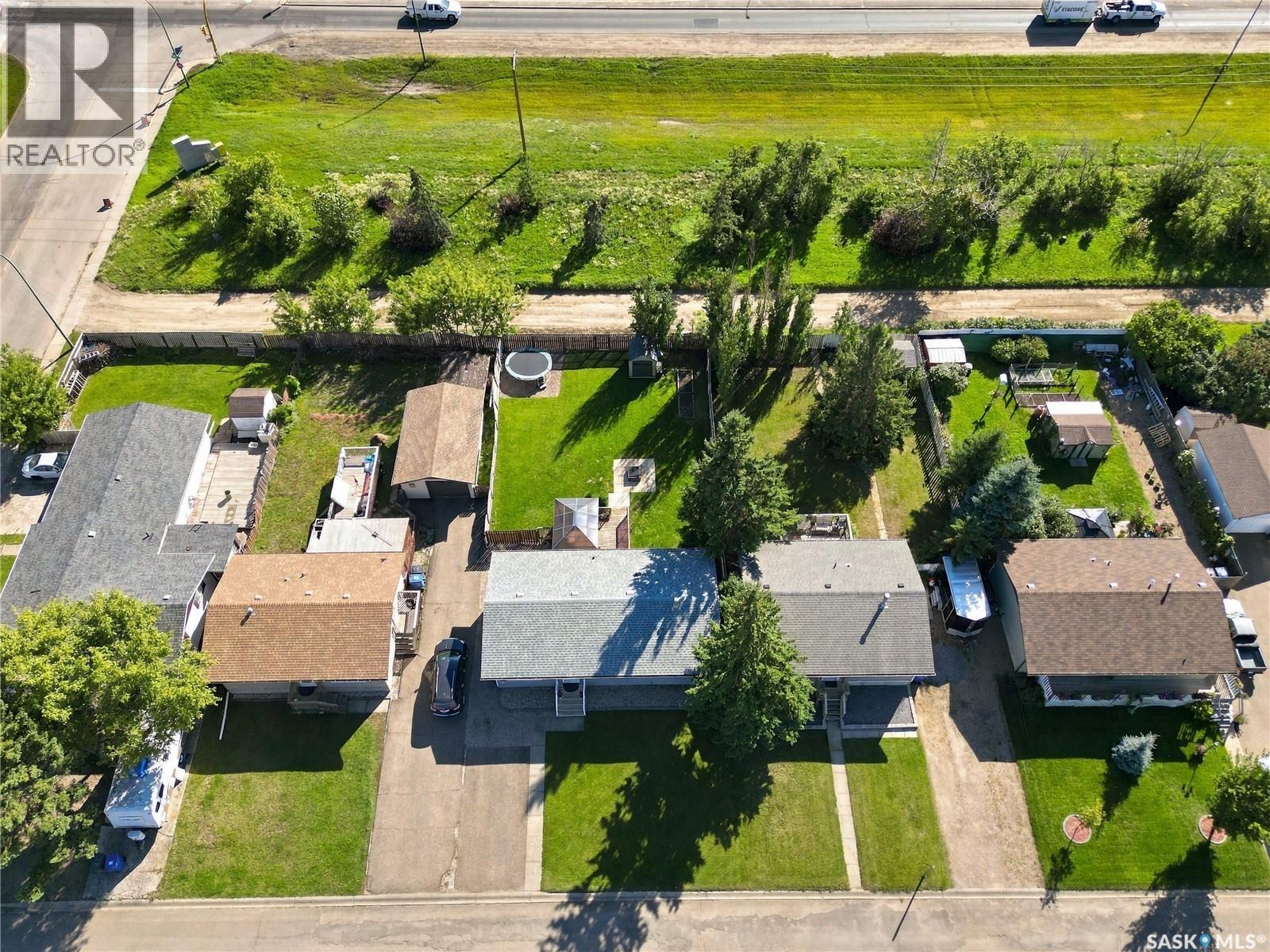10206 Ross CRESCENT, North Battleford — photo 3